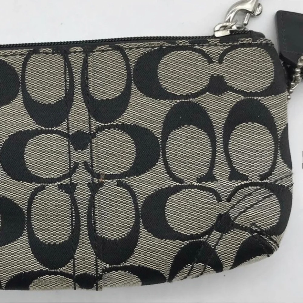 Coach Signature Logo Jacaranda Black/Grey Cotton Leather Silver Buckle Wristlet